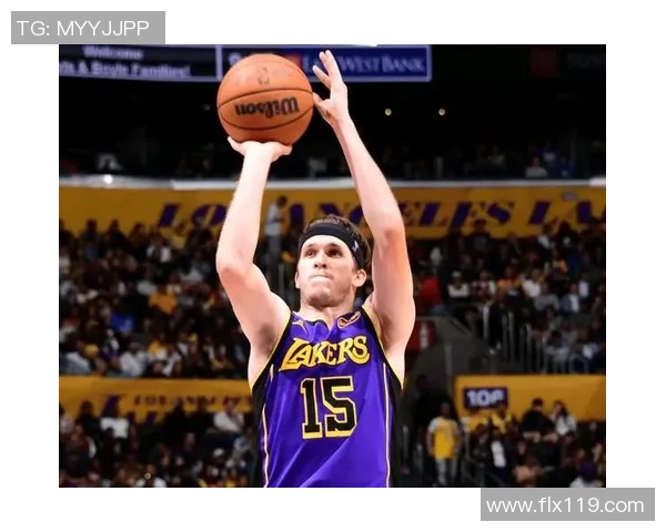 湖人队与奥斯汀·里夫斯签下NBA天价续约合同，湖人未来核心正式确立